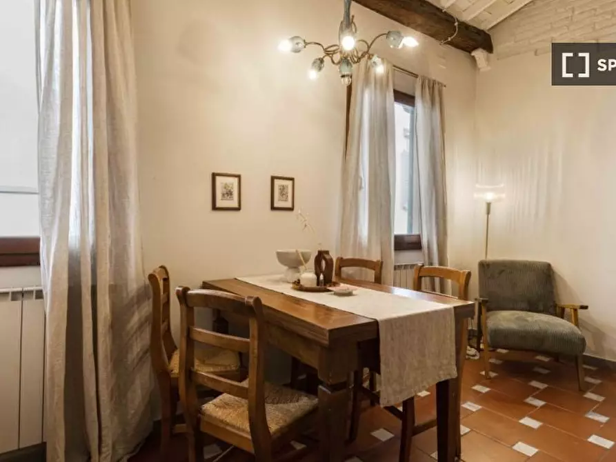 Immagine 12 di Appartamento in affitto  in Borgo S. Frediano a Firenze