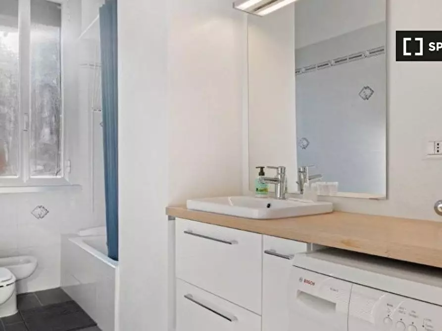 Immagine 3 di Appartamento in affitto  in Via Augusto Romagnoli a Bologna