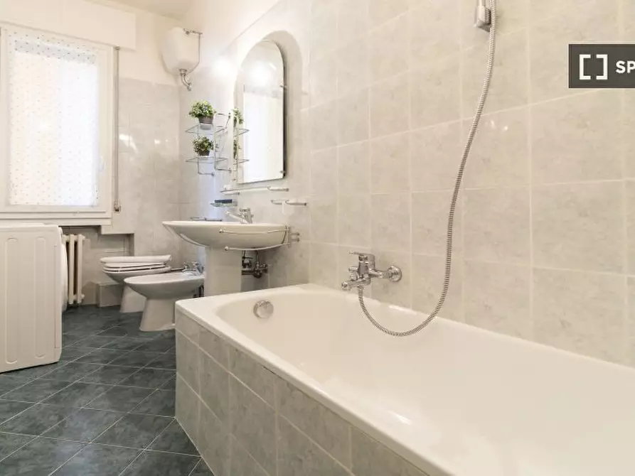 Immagine 18 di Appartamento in affitto  in Via Francesco Baracca a Bologna