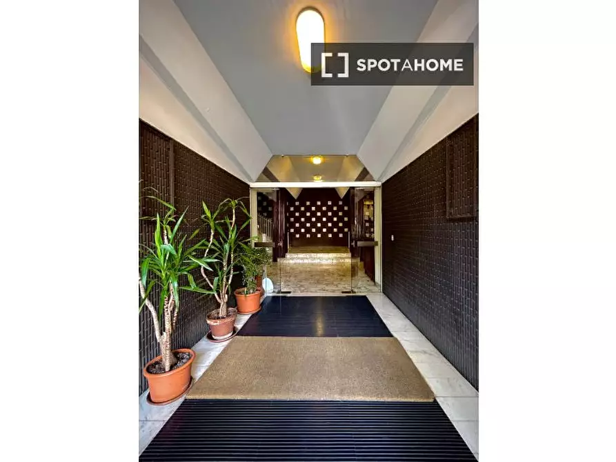 Immagine 2 di Appartamento in affitto  in Via di S. Croce in Gerusalemme a Roma