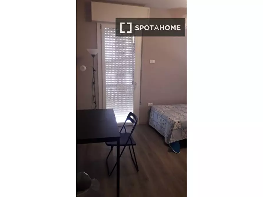 Immagine 14 di Camera condivisa in affitto  in Via Ugo Polonio a Padova