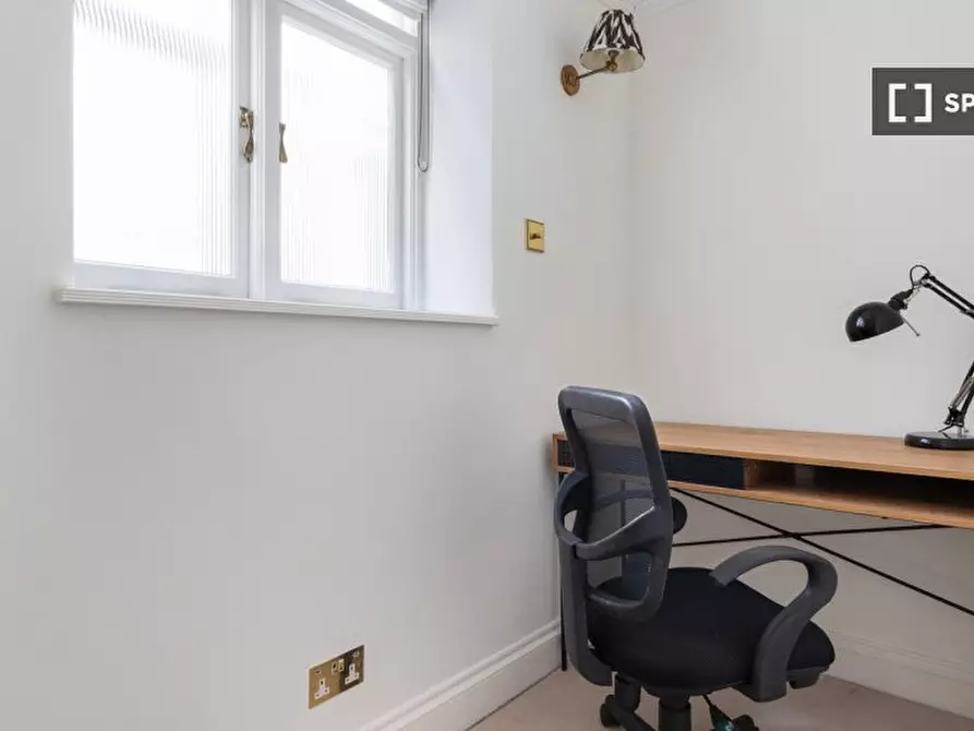 Immagine 4 di Appartamento in affitto  in Redcliffe Square a Kensington