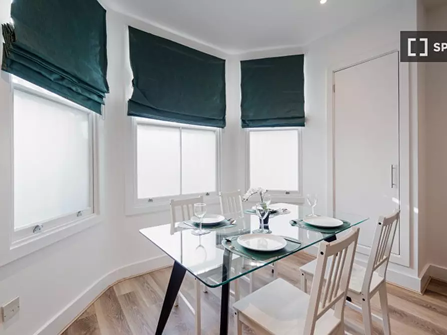 Immagine 8 di Appartamento in affitto  in Flat Bell House a Kensington