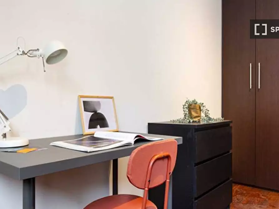 Immagine 14 di Camera condivisa in affitto  in Via Raffaello Bertieri a Milano