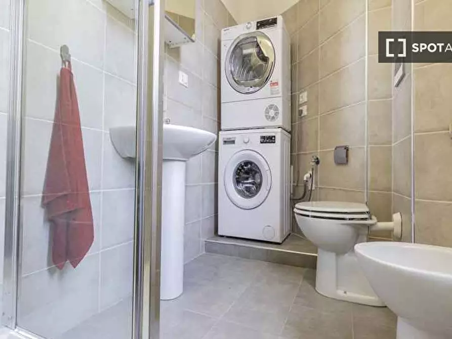 Immagine 16 di Camera condivisa in affitto  in Corso Buenos Aires a Milano