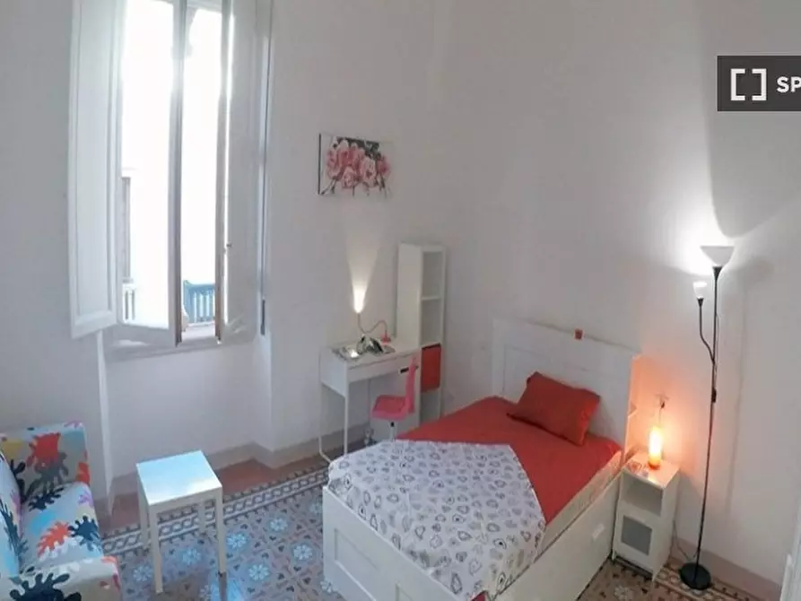 Immagine 4 di Camera condivisa in affitto  in Via Zara a Firenze