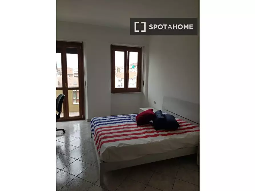 Immagine 5 di Camera condivisa in affitto  in Via Sant'Ambrogio a Torino