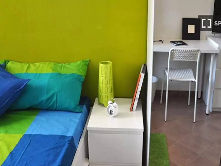 Immagine 4 di Camera condivisa in affitto  in Via Fara a Milano