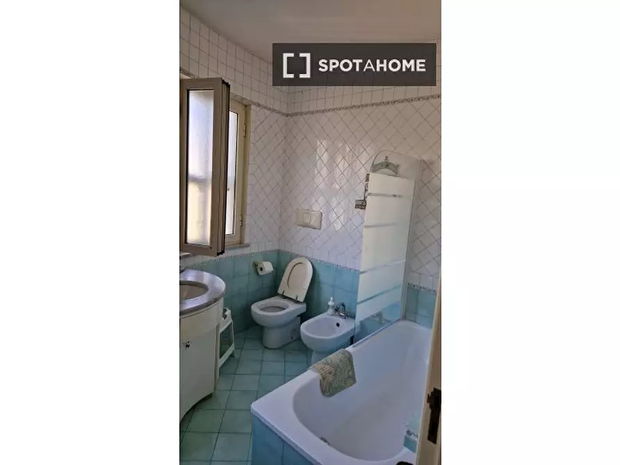 Immagine 11 di Appartamento in affitto  in Via Carlo Cattaneo a Napoli