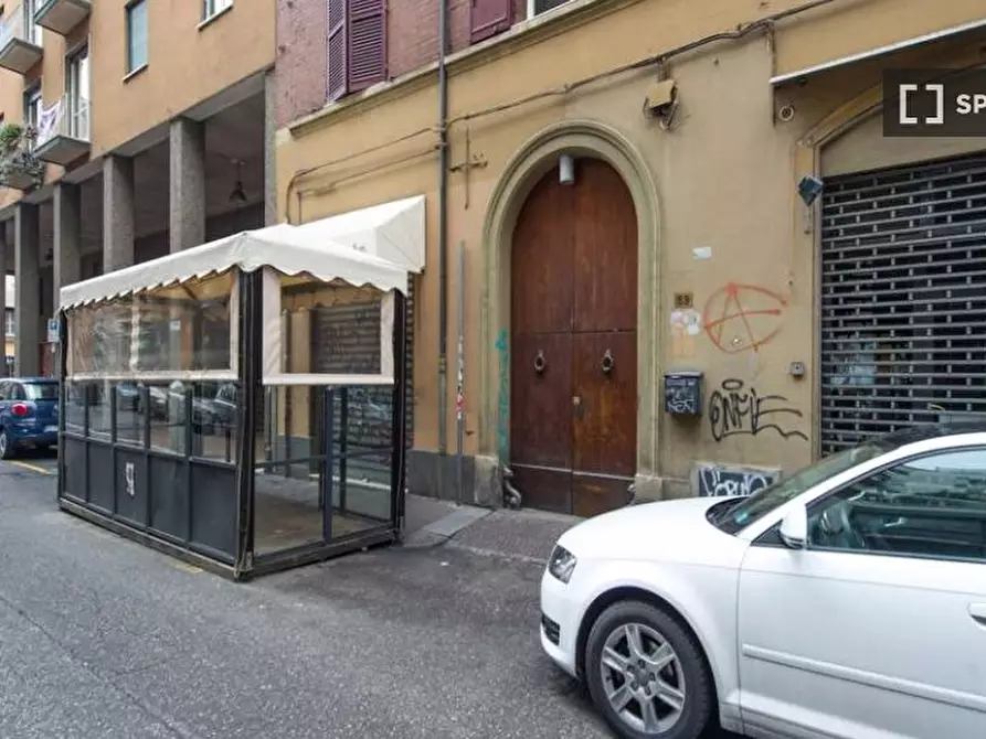 Immagine 13 di Camera condivisa in affitto  in Via del Borgo di San Pietro a Bologna