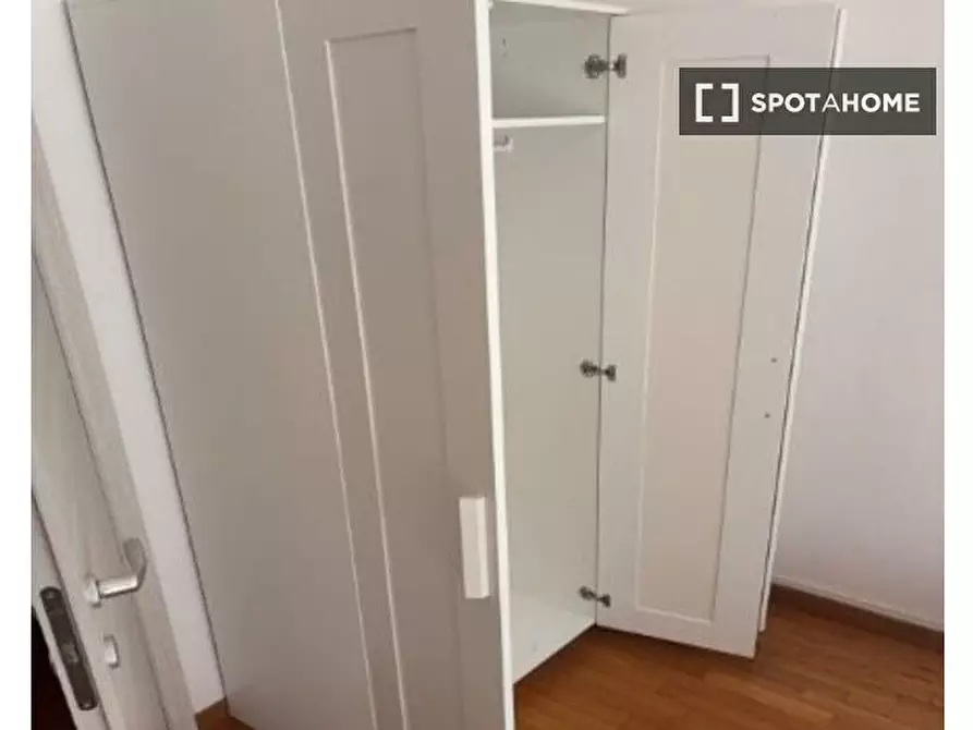 Immagine 6 di Appartamento in affitto  in Viale Gran Sasso a Milano