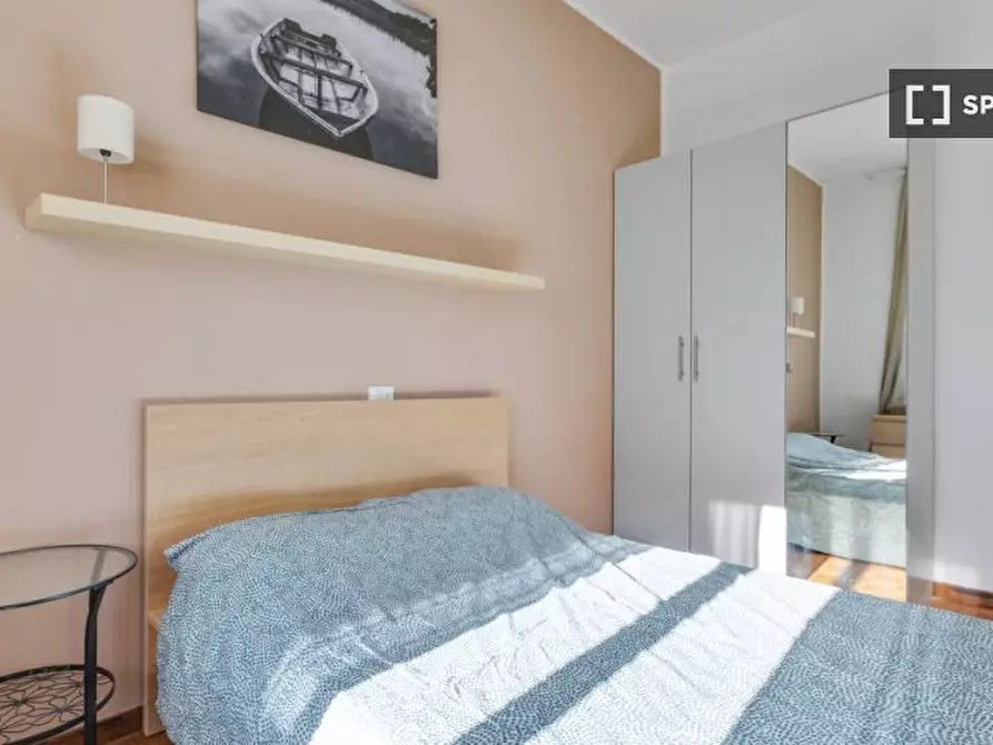 Immagine 3 di Camera condivisa in affitto  in Via Orti a Milano