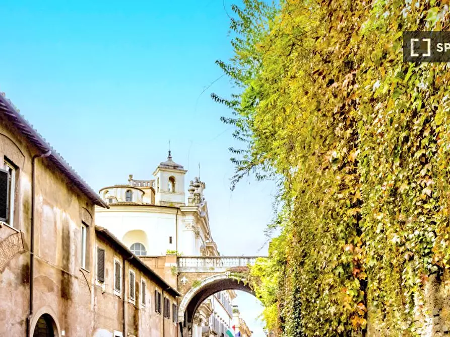 Immagine 1 di Appartamento in affitto  in Via Giulia a Roma