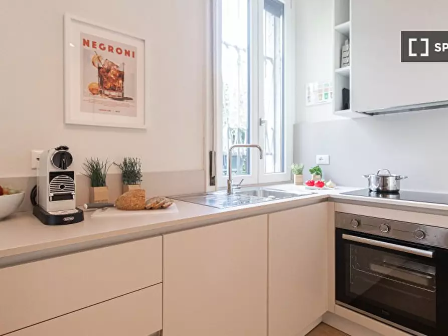 Immagine 15 di Appartamento in affitto  in Via Veniero a Milano