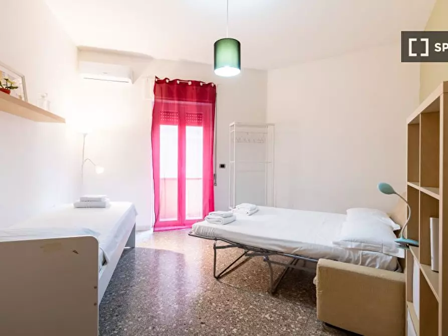 Immagine 2 di Appartamento in affitto  in Via dei Sergii a Roma