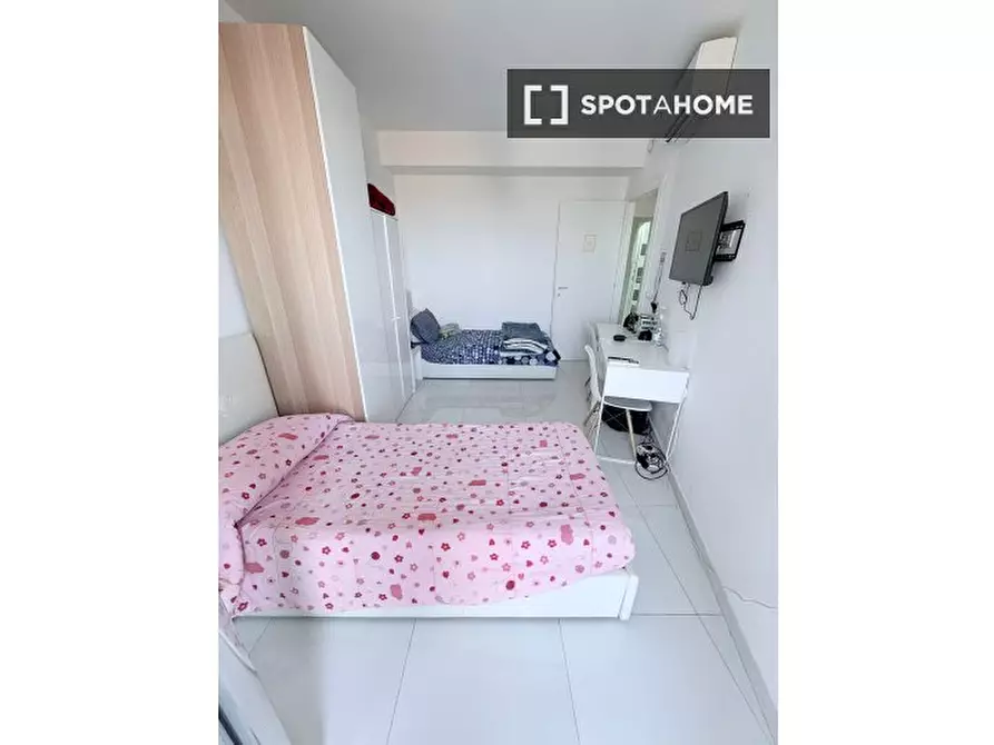 Immagine 10 di Appartamento in affitto  in Via Cesare de Lollis a Roma