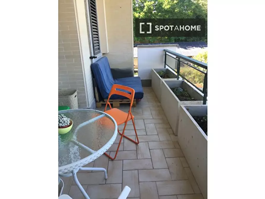 Immagine 12 di Camera condivisa in affitto  in Via di Bravetta a Roma