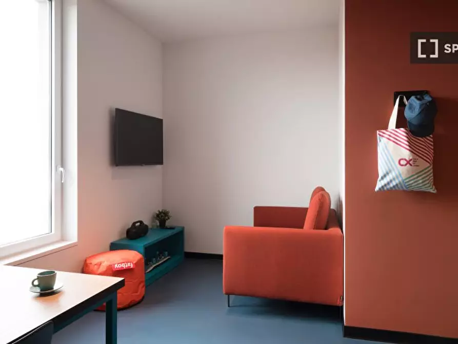 Immagine 1 di Appartamento in affitto  in Via Carlo Amoretti a Milano
