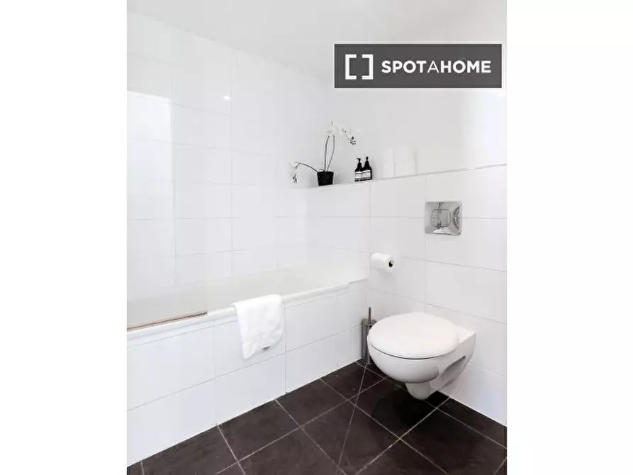 Immagine 14 di Appartamento in affitto  in Apartment a Kensington