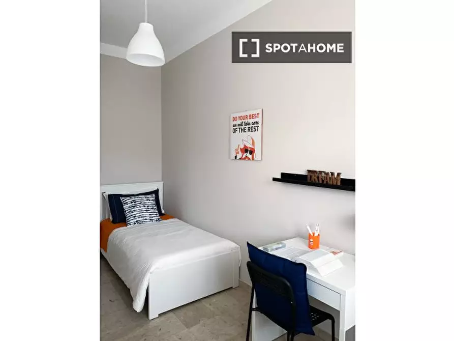 Immagine 3 di Camera condivisa in affitto  in Corso Massimo d'Azeglio n. Scala H a Torino