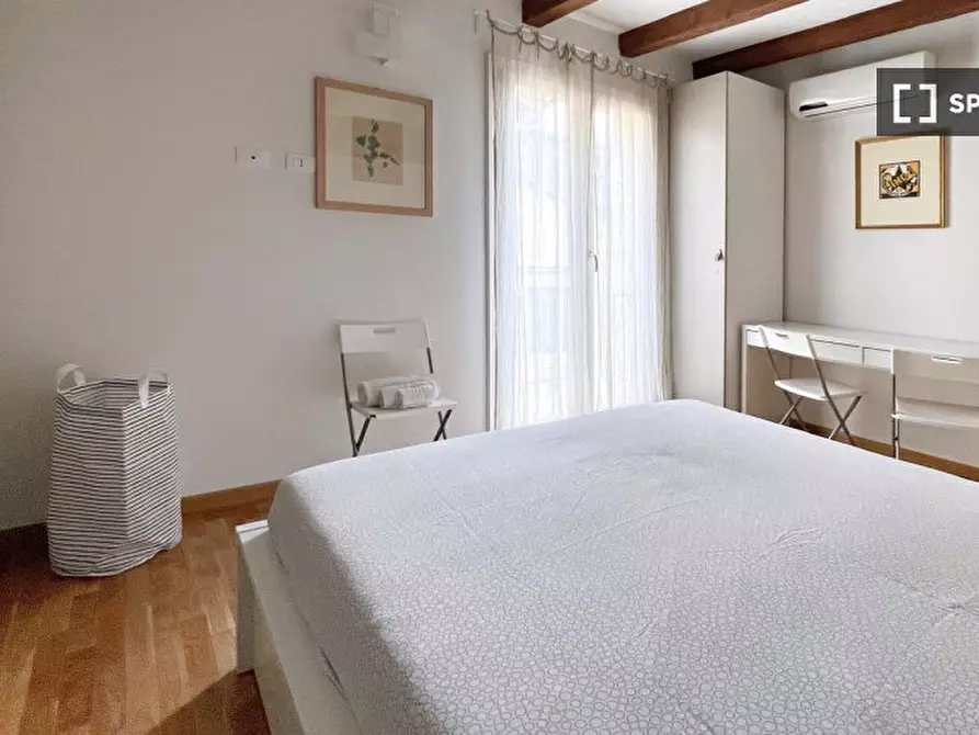 Immagine 13 di Appartamento in affitto  in Via Santo Stefano a Bologna