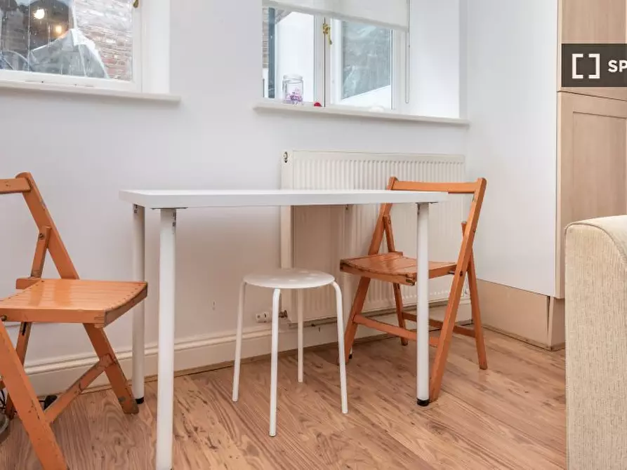 Immagine 4 di Appartamento in affitto  in A Lyham Road a Lambeth