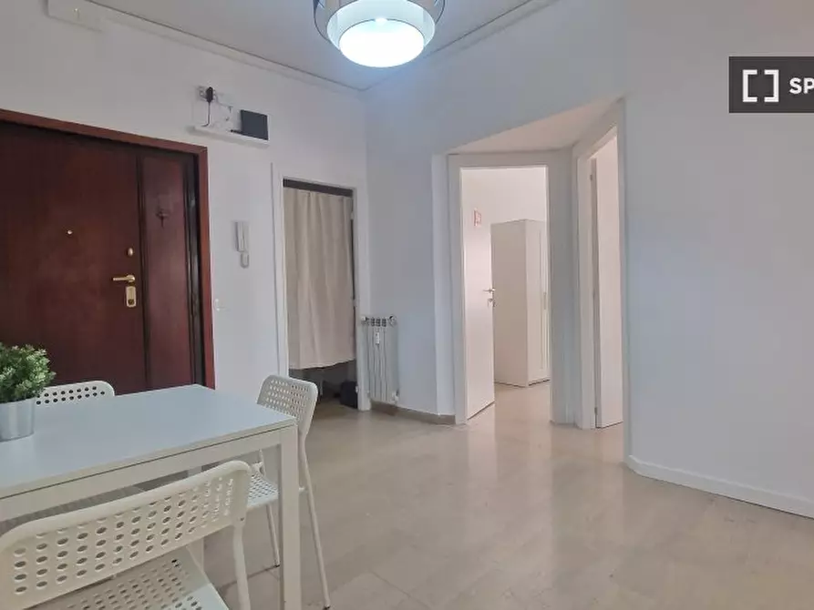 Immagine 7 di Camera condivisa in affitto  in Lungotevere di Pietra Papa a Roma