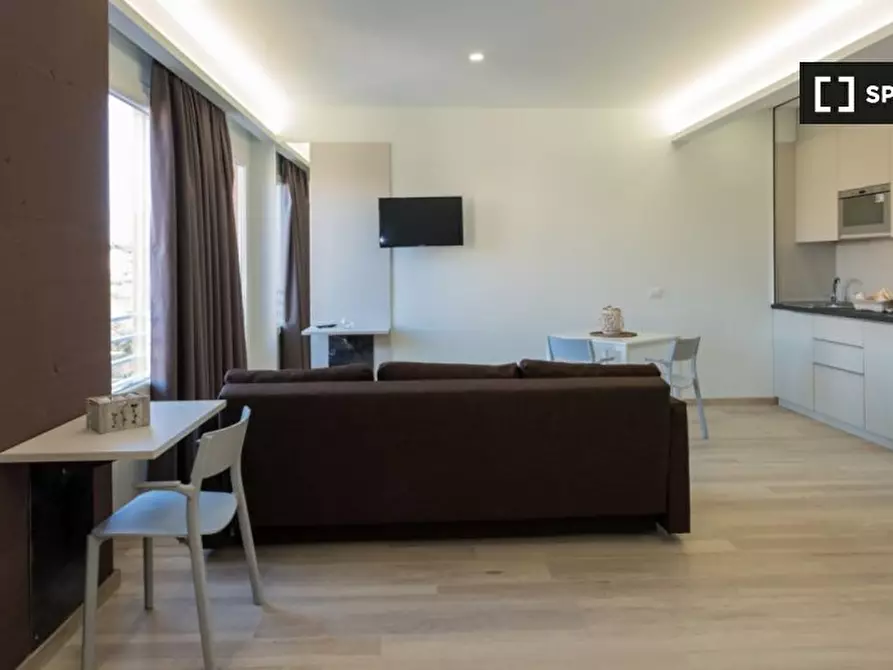 Immagine 3 di Appartamento in affitto  in Via di Acqua Bullicante a Roma