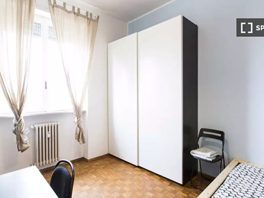 Immagine 4 di Camera condivisa in affitto  in Via dei Mandorli Milan a Monza