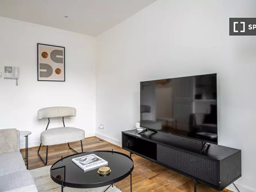 Immagine 3 di Appartamento in affitto  in Tottenham St a Camden Town