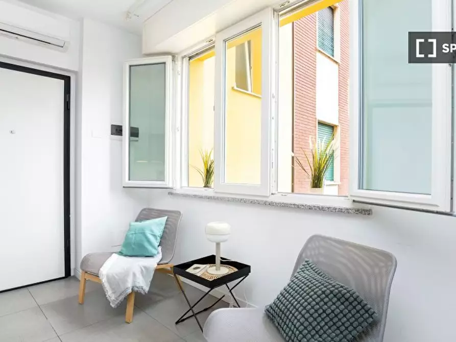 Immagine 17 di Camera condivisa in affitto  in Via Luigi Mercantini a Milano