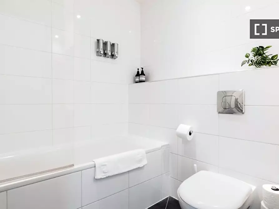 Immagine 7 di Appartamento in affitto  in Apartment a Kensington