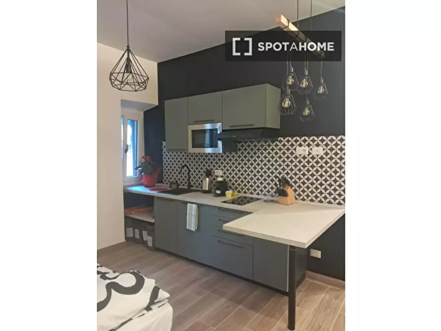 Immagine 9 di Appartamento in affitto  in Via Ettore Rolli a Roma