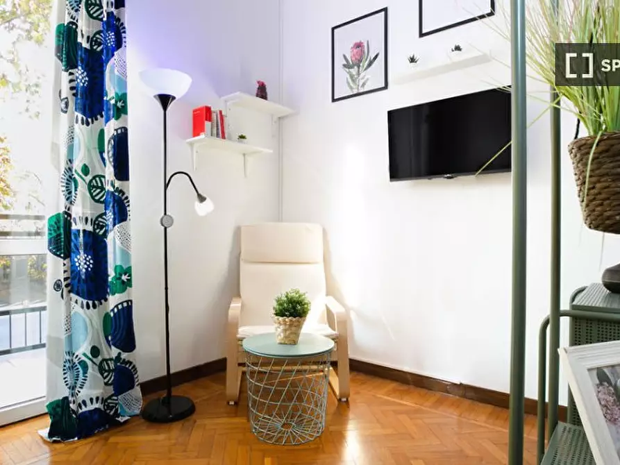 Immagine 3 di Camera condivisa in affitto  in Via Francesco Melzi d'Eril a Milano