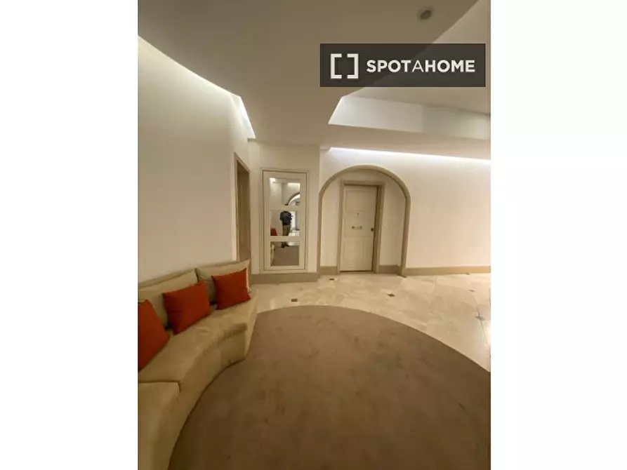 Immagine 9 di Ufficio in affitto  in Via Como a Roma