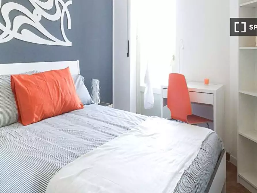 Immagine 3 di Camera condivisa in affitto  in Via Ariberto a Milano