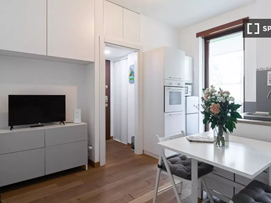 Immagine 2 di Ufficio in affitto  in Via Bergamo a Milano