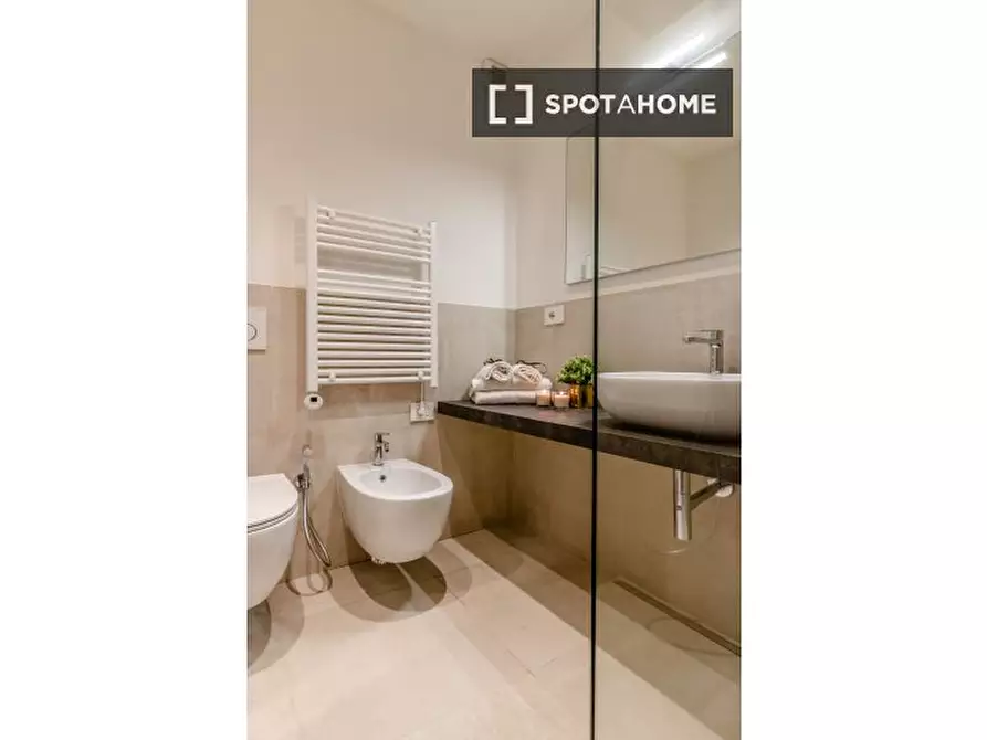 Immagine 5 di Ufficio in affitto  in Via Arienti a Bologna