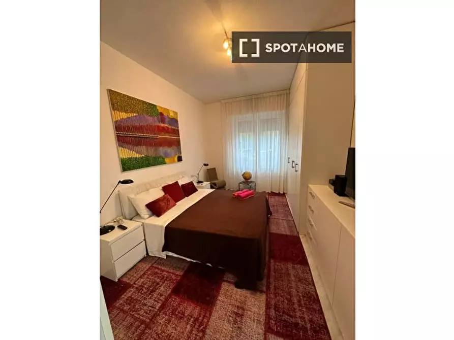 Immagine 10 di Camera condivisa in affitto  in Via Monreale a Milano