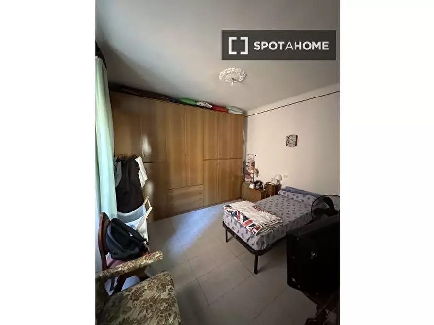 Immagine 1 di Camera condivisa in affitto  in Via Walter Fillak a Genova