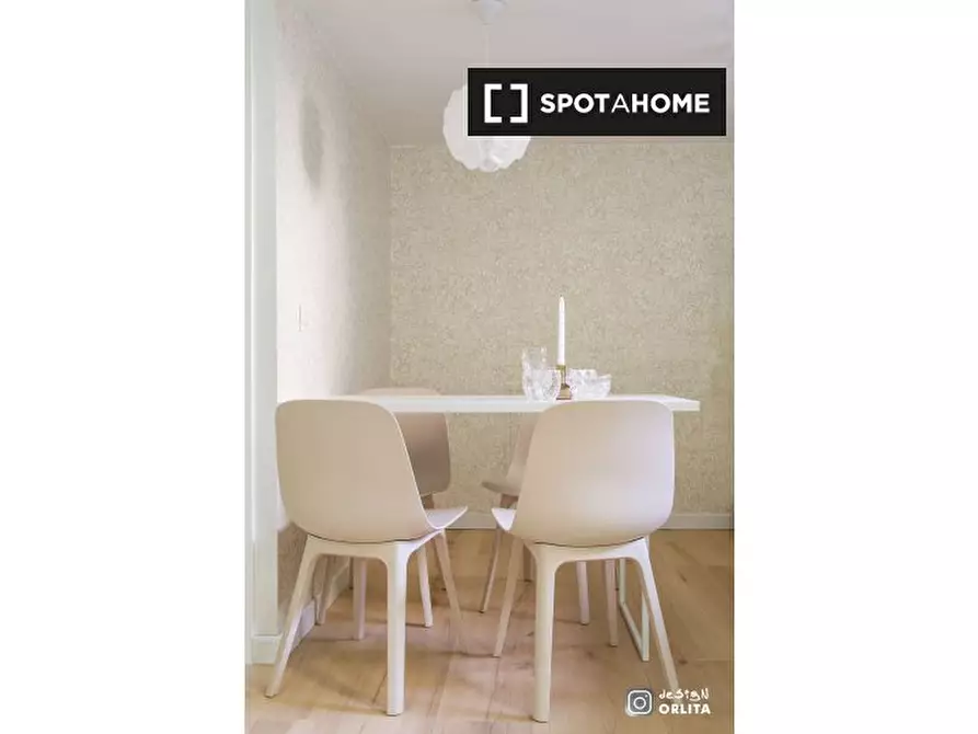 Immagine 2 di Ufficio in affitto  in Via Gaetano de Castillia a Milano