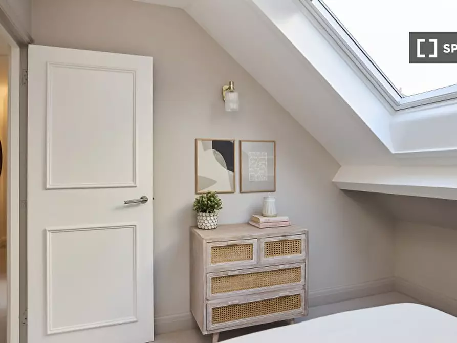 Immagine 4 di Appartamento in affitto  in Macroom Rd a Paddington