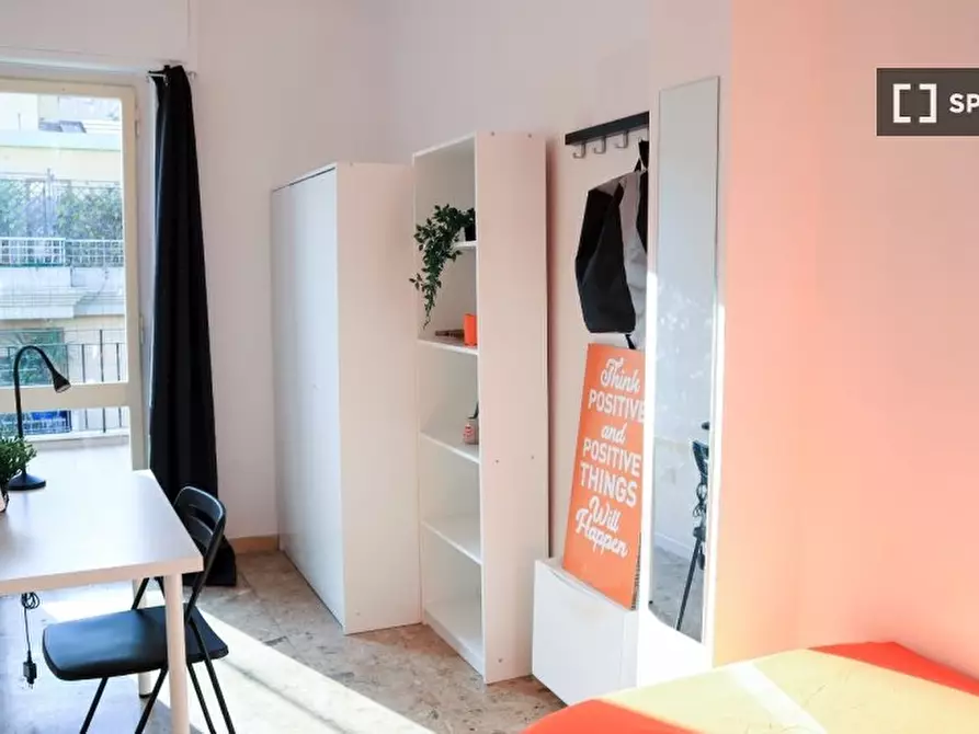 Immagine 2 di Camera condivisa in affitto  in Via Ariosto n a Cagliari