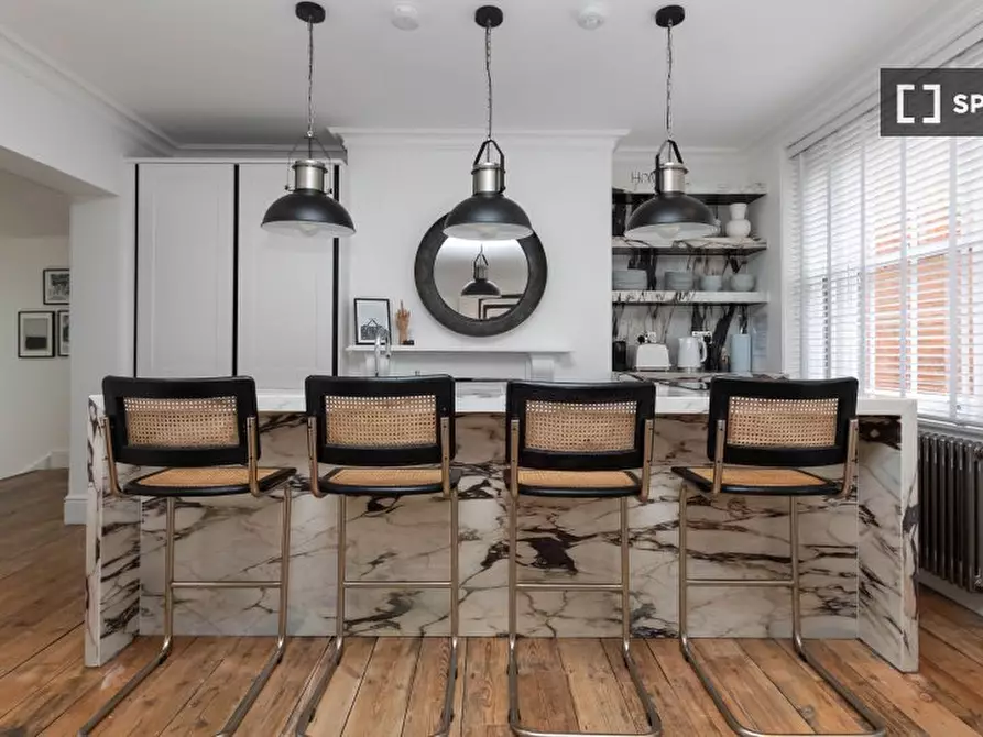 Immagine 15 di Appartamento in affitto  in flat a Camden Town