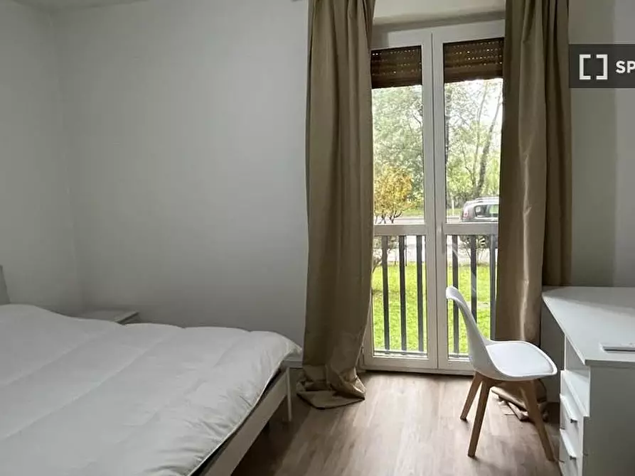 Immagine 1 di Camera condivisa in affitto  in Via Francesco Cilea a Milano