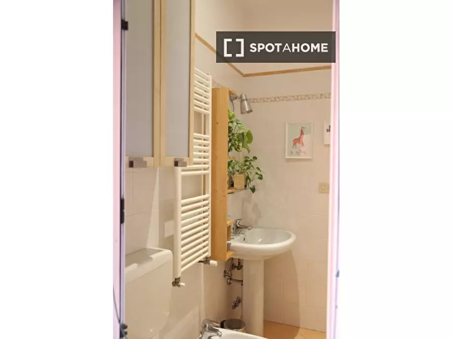 Immagine 11 di Appartamento in affitto  in Via Fondazza a Bologna