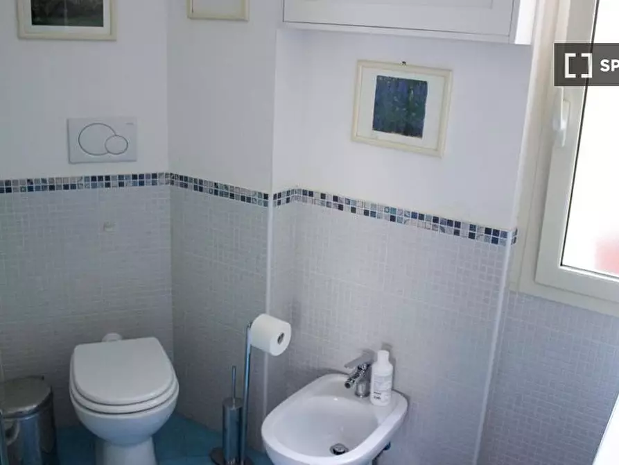 Immagine 9 di Camera condivisa in affitto  in Via Bolzano a Roma