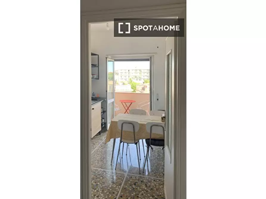 Immagine 8 di Appartamento in affitto  in Via del Pigneto a Roma