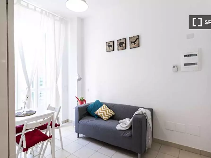 Immagine 11 di Camera condivisa in affitto  in Via Gardone a Milano