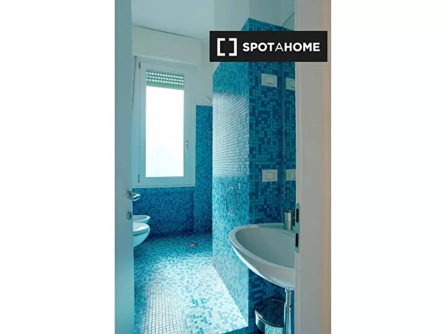 Immagine 3 di Ufficio in affitto  in Via Giovanni Battista Pergolesi a Milano